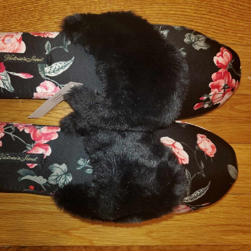 Brand New Victoria's Secret Bedroom Slippers